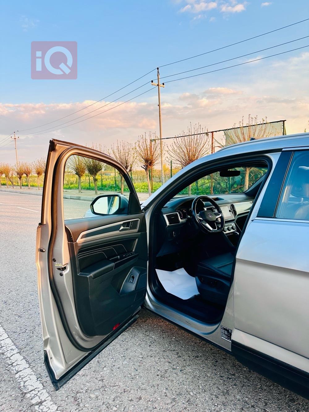 ڤۆڵکسواگن ئەتلەس